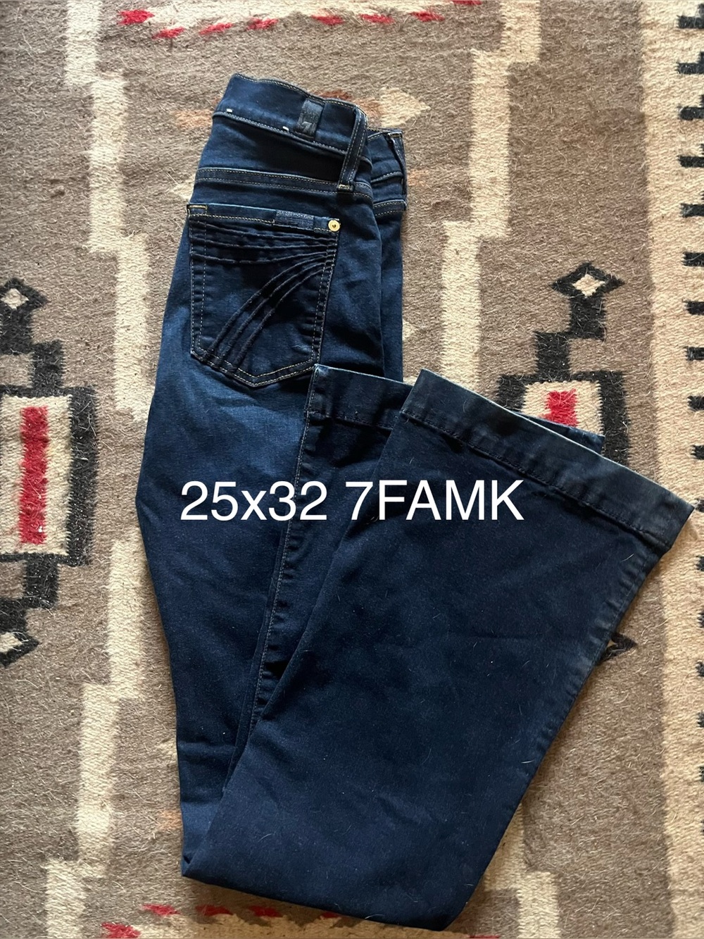 7 For All Mankind Women’s Dark Blue Jeans - 25x32
